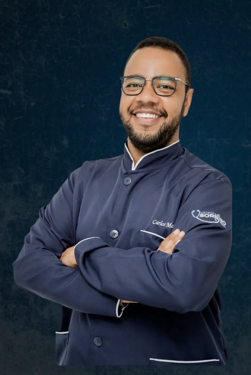 Dr. Carlos Martins, cirurgião dentista da Dentista Fortaleza